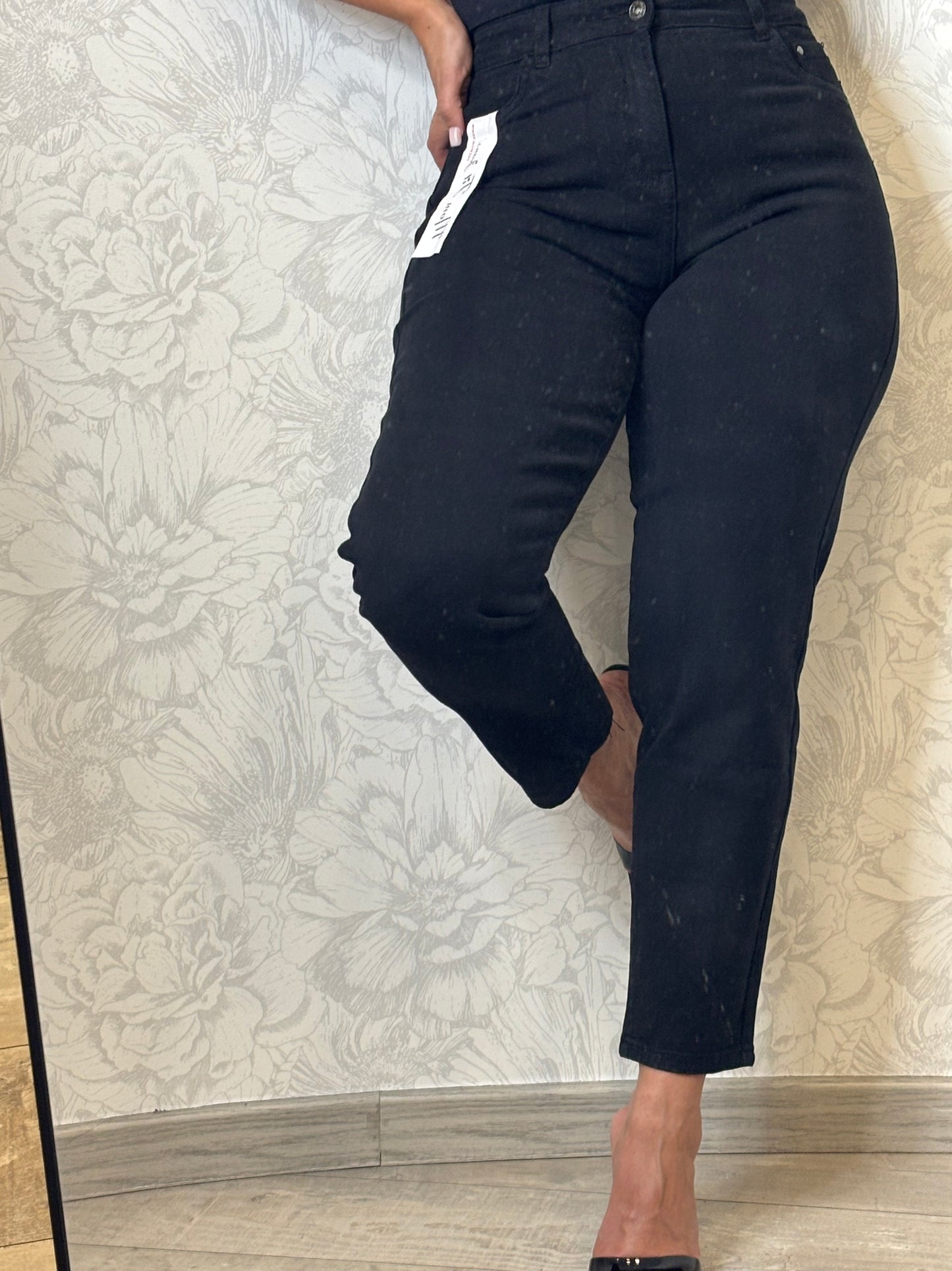 Jeans TOTAL BLACK in varie taglie