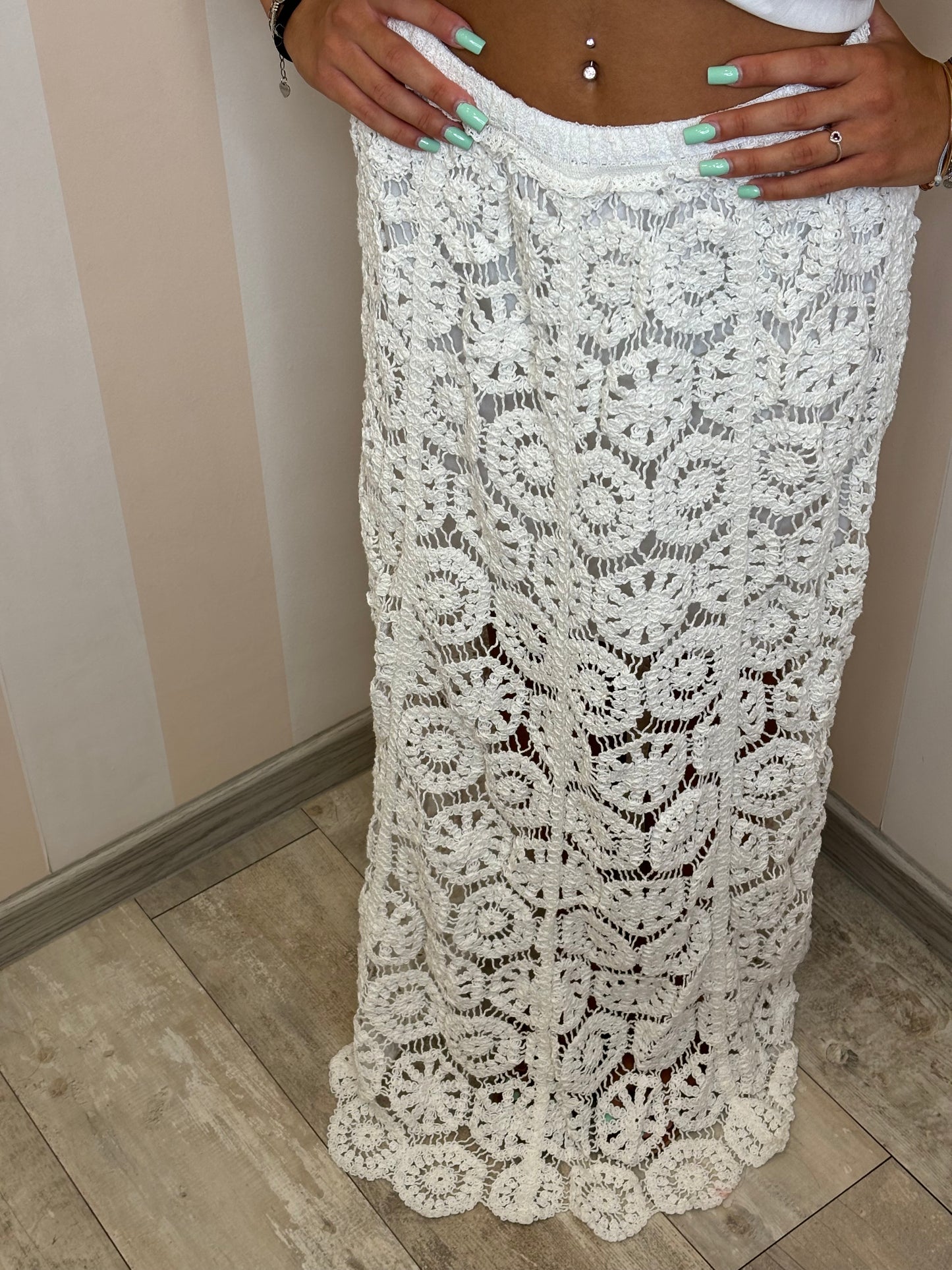 Gonna uncinetto a campana