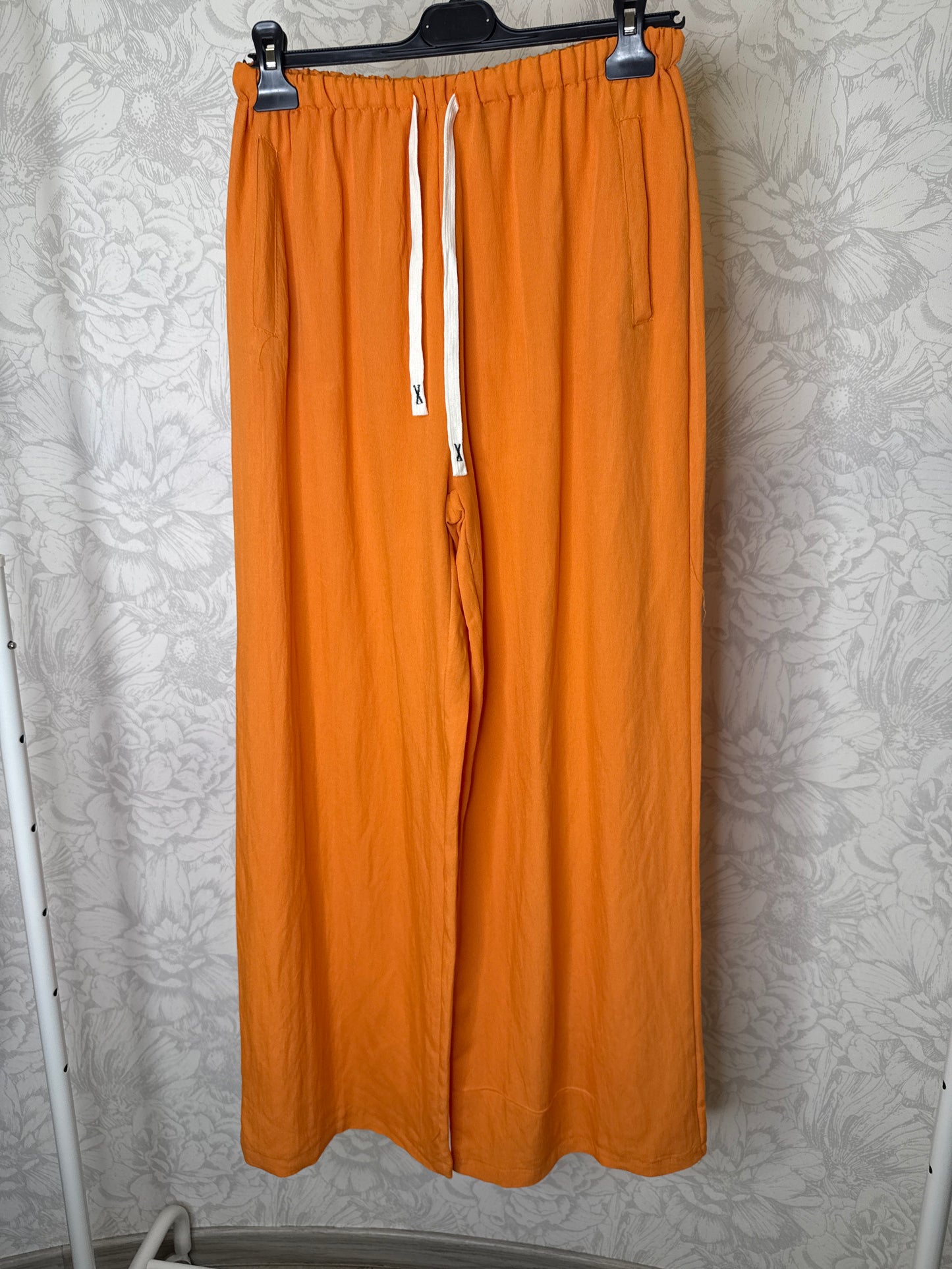 Pantalone CASUAL in vari colori