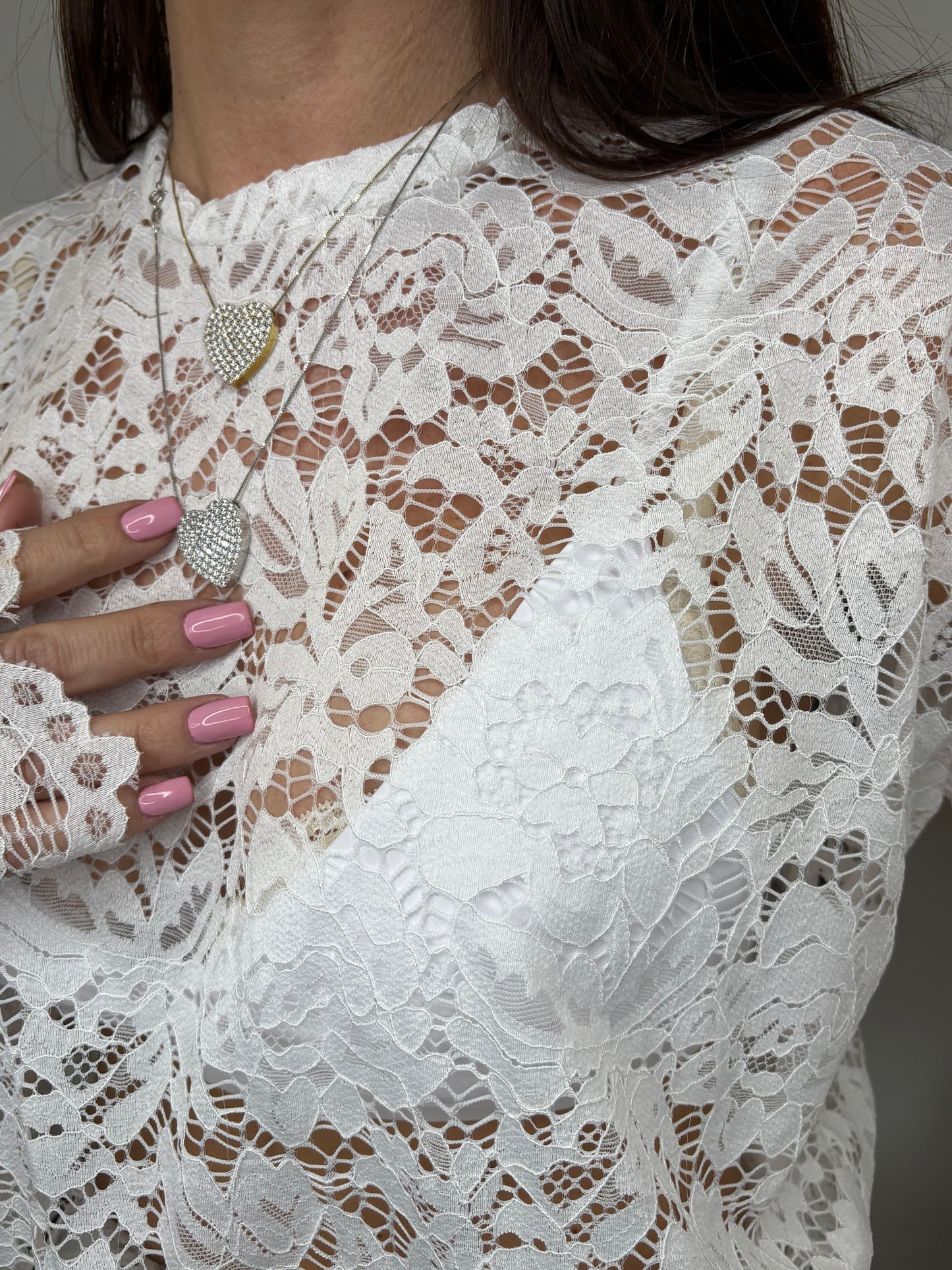 Maglia pizzo e manicotti