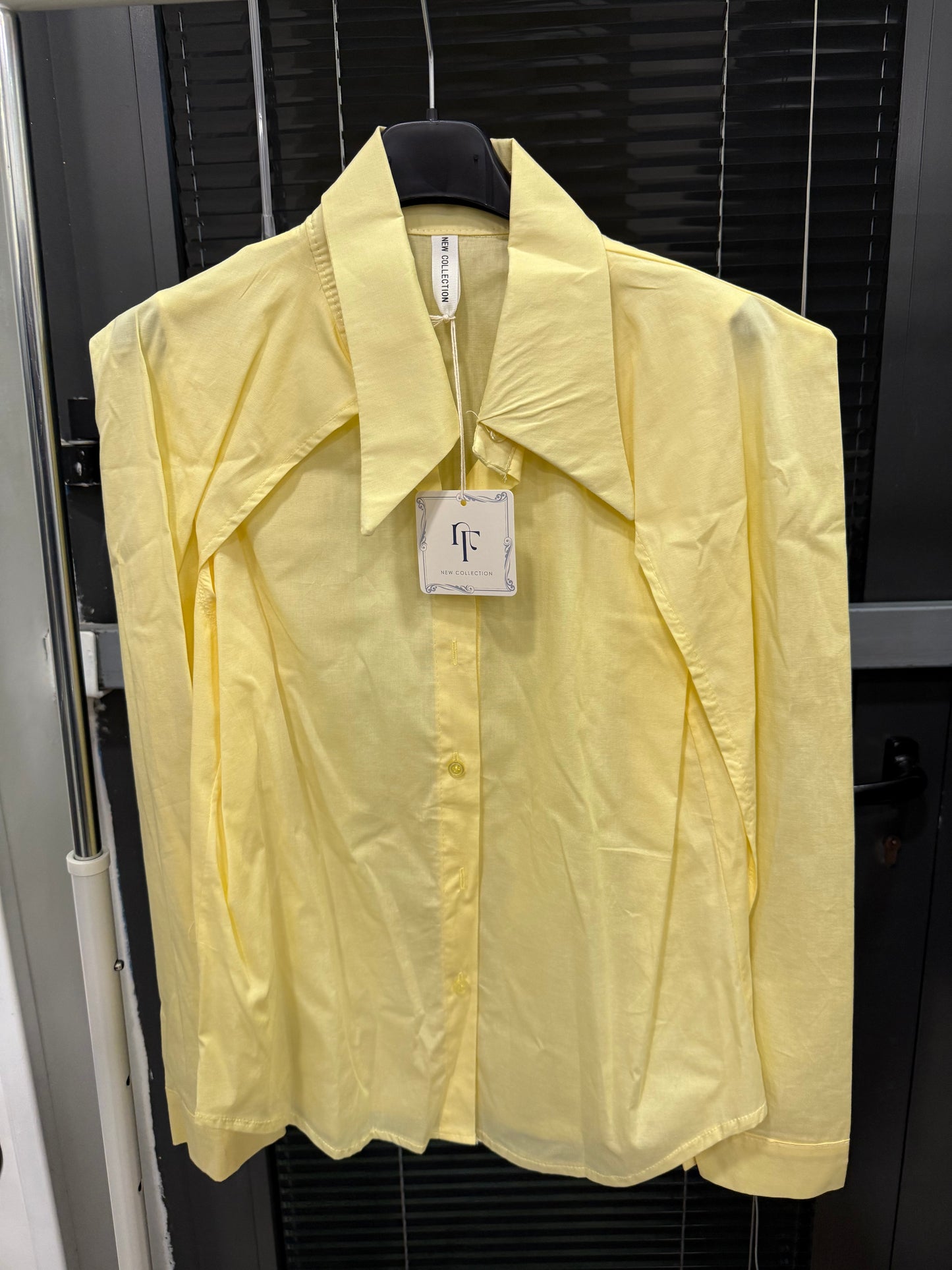 Camicia ESSENZA in vari colori